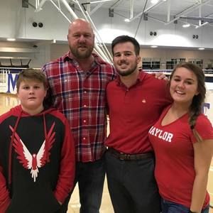 Meet your Posher, Mitchell